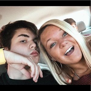 Meet your Posher, Carolina